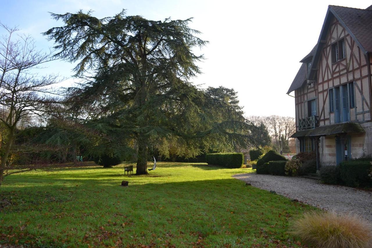Hotel Manoir De Graincourt Derchigny Exteriér fotografie